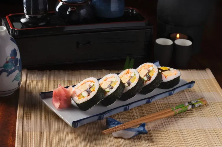 Cac mon an tai quan Takashi Sushi Binh Chanh 15 768x510