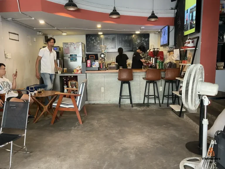 Gaia cafe 1 768x576