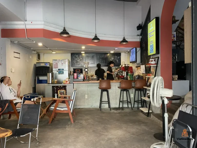 Gaia cafe 2 768x576