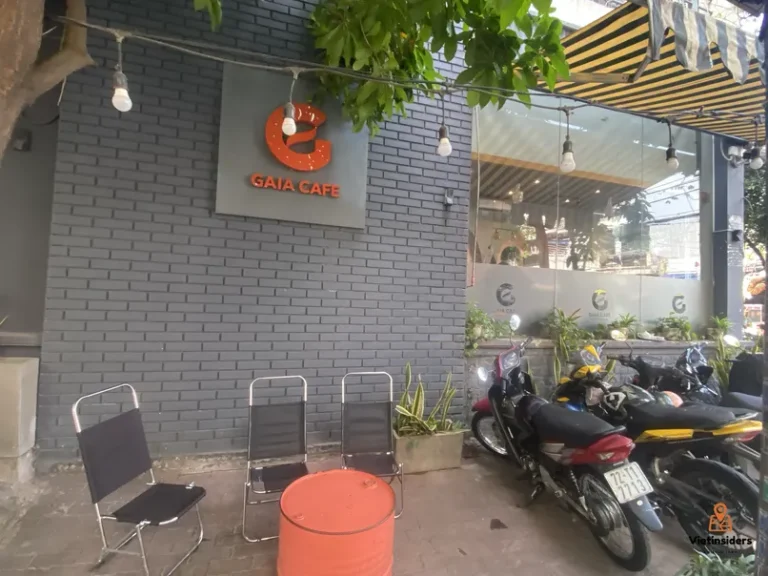 Gaia cafe 4 768x576
