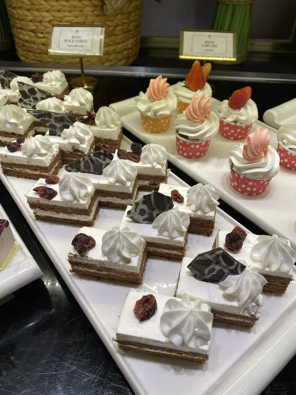 Cuu Van Long Premium Buffet Bitextco 46