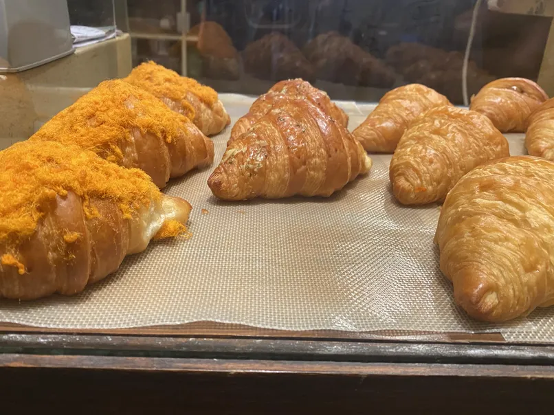 Những chiếc Croissant đầy hấp dẫn tại Little Cam Saigon - CN Trần Quốc Thảo