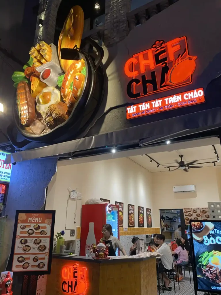 Bảng hiệu Chef Chảo - Bùi Thị Xuân, Q1