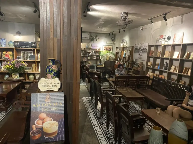 Tiem Ca Phe Sai Gon Xua Tran Phu Quan 5 6 768x576