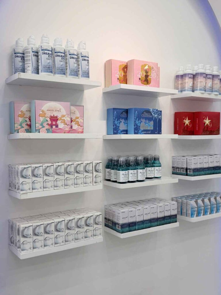 AngelEyes Huynh Van Banh 16 768x1024