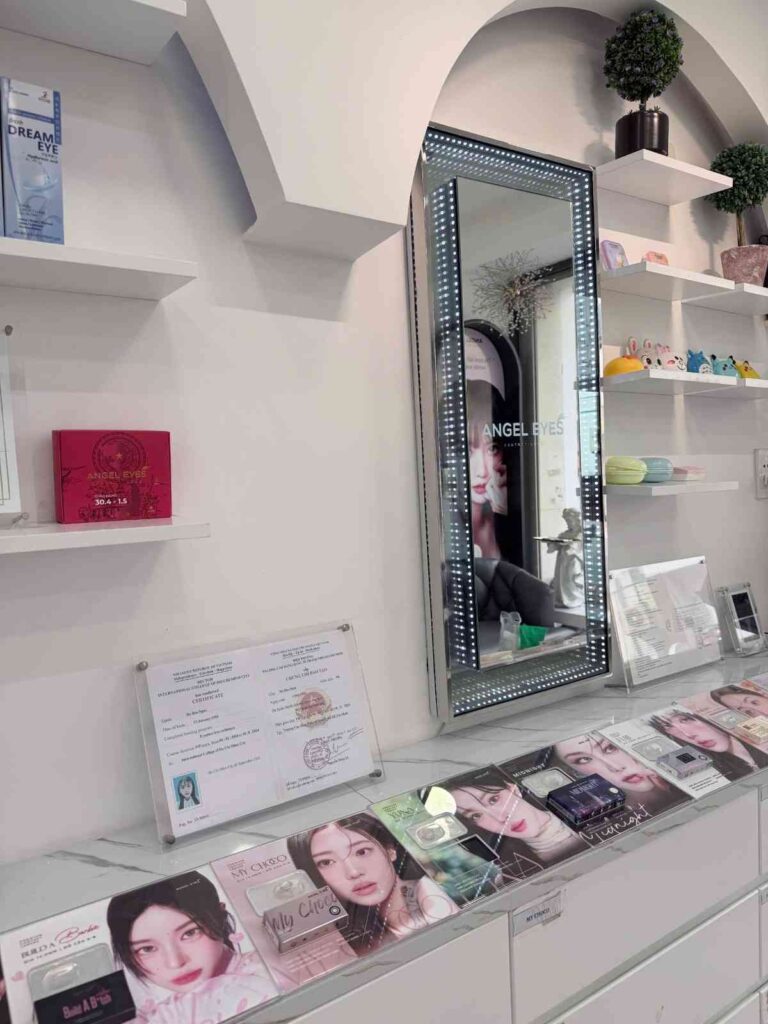 AngelEyes Huynh Van Banh 7 768x1024