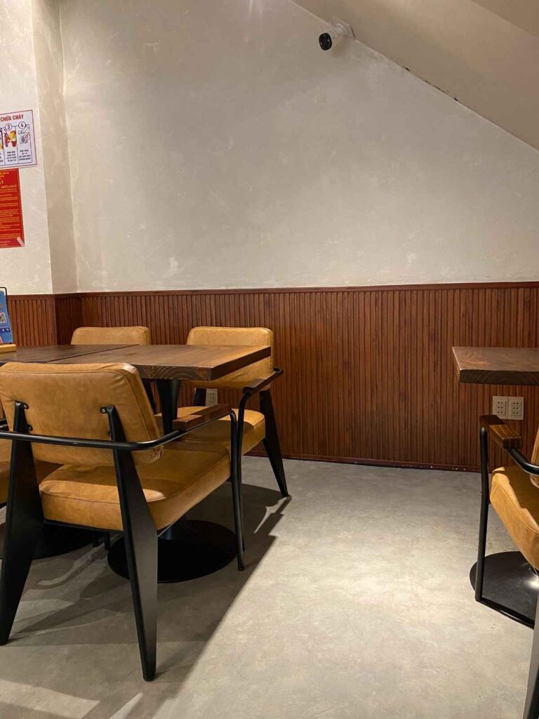 Hala Coffee Phan Xich Long Phu Nhuan 1 768x1024