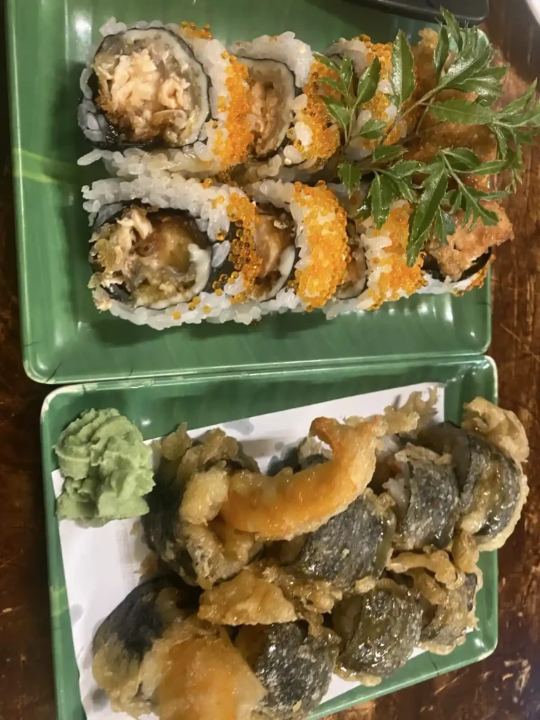 Cơm cuộn tại Sushi Osaka Thủ Đức