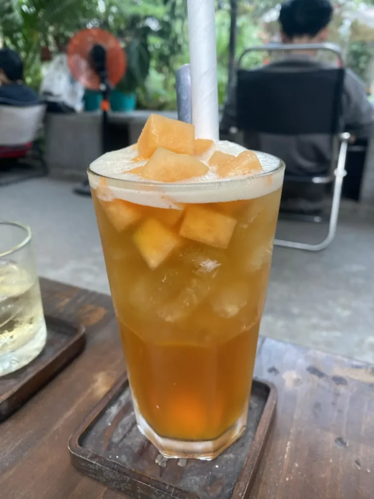 Tiem Cafe Hoi Niem Hoang Viet Tan Binh TPHCM 9 768x1024