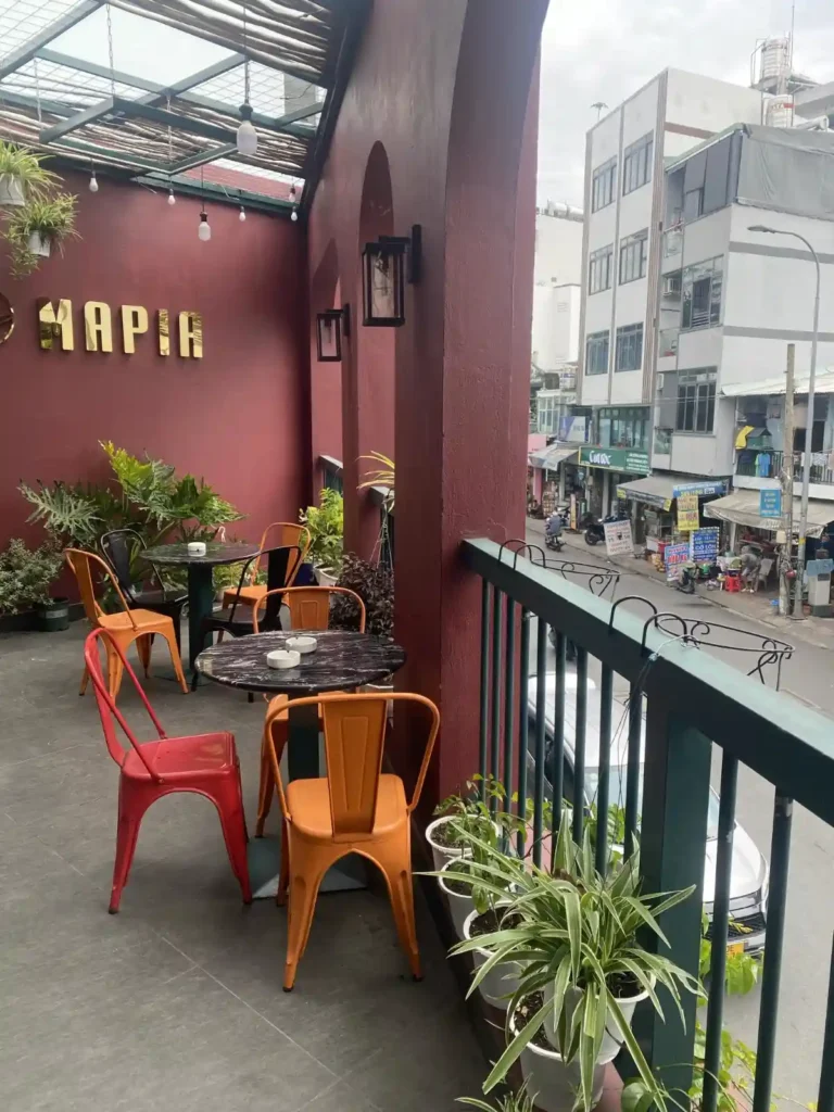 Mapia Cafe 61 Hoang Viet Tan Binh 2 768x1024