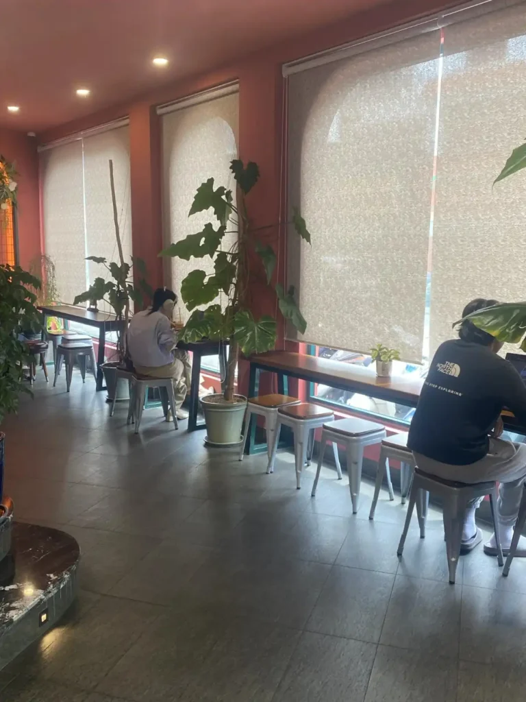 Mapia Cafe 61 Hoang Viet Tan Binh 6 768x1024