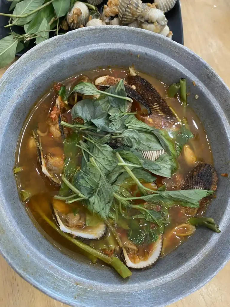 Quan Thanh Huong Giao Chu Phuoc Hai 9 769x1024