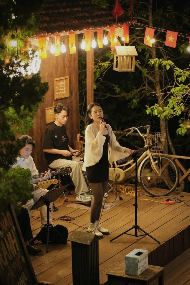 Nang Dalat cafe 8 1 768x1151