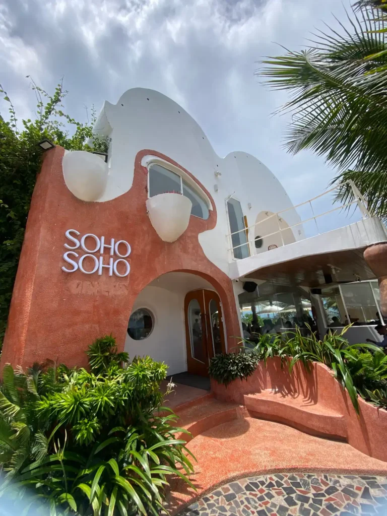 soho coffee mui ne 12 1 768x1024